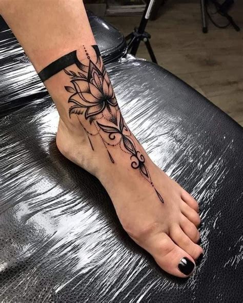 tatuajes para el pie de mujer|Tatuajes en los pies: 57 opciones para MUJER